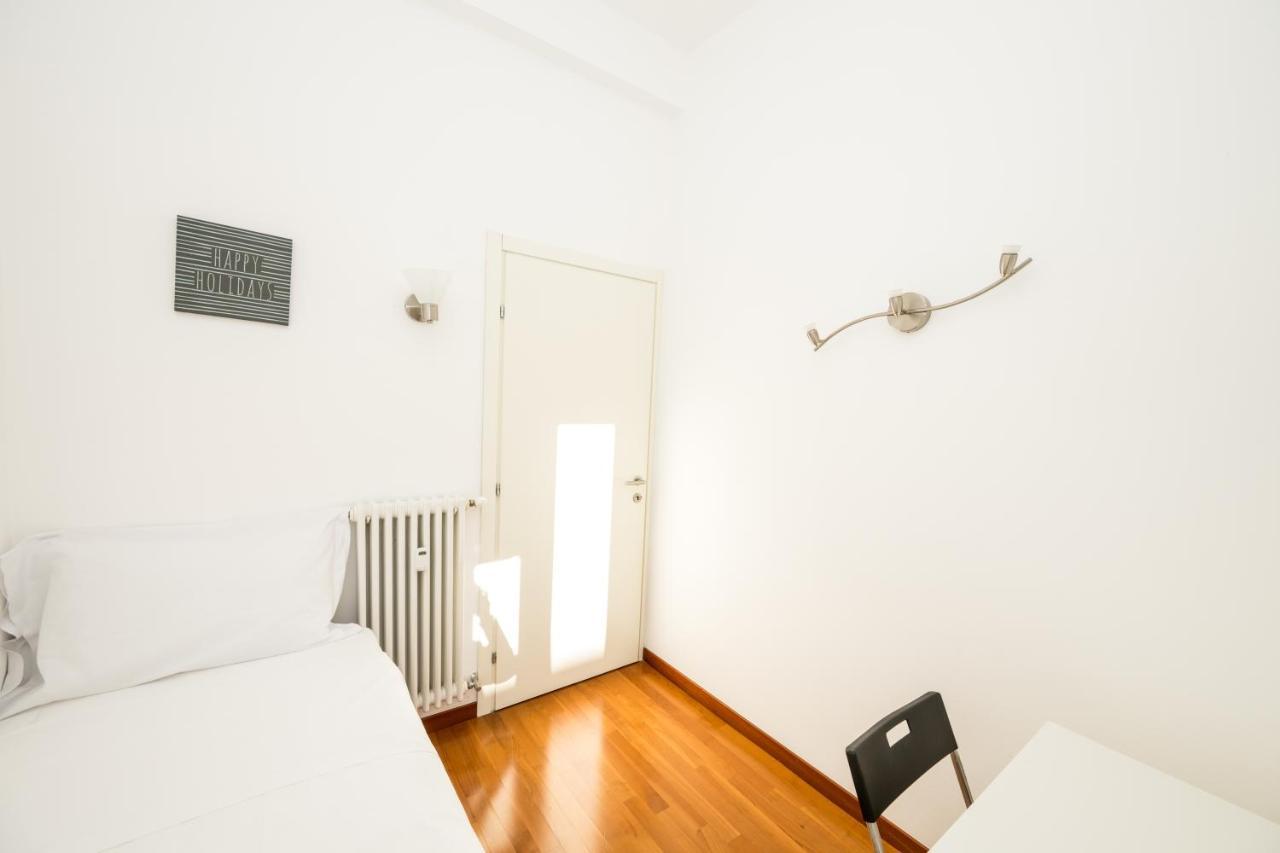 Apartamento Shortmi Garibaldi Milán Exterior foto