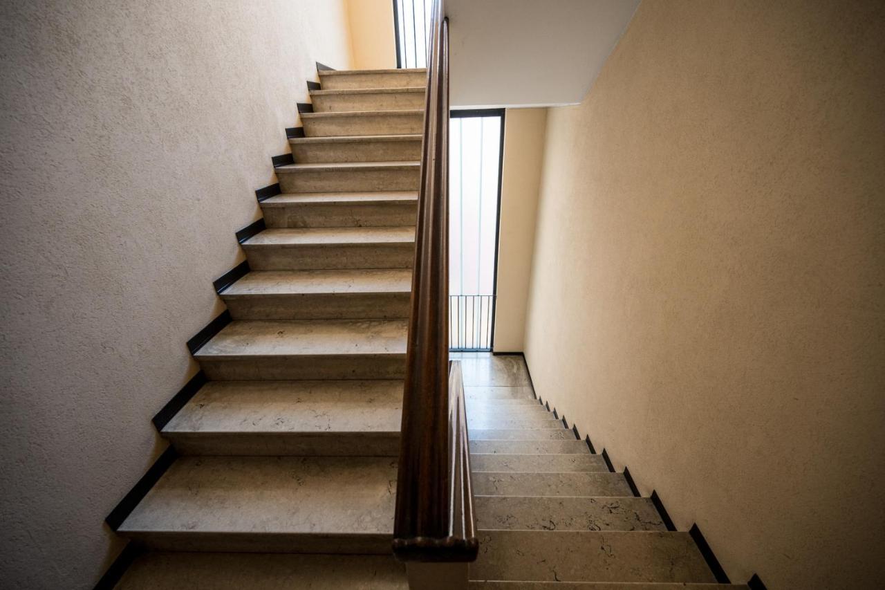 Apartamento Shortmi Garibaldi Milán Exterior foto