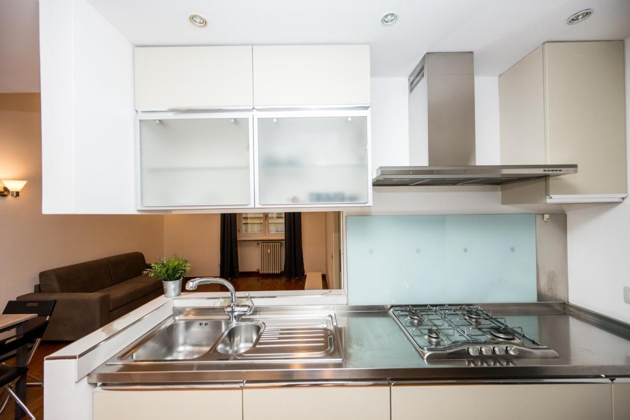 Apartamento Shortmi Garibaldi Milán Exterior foto