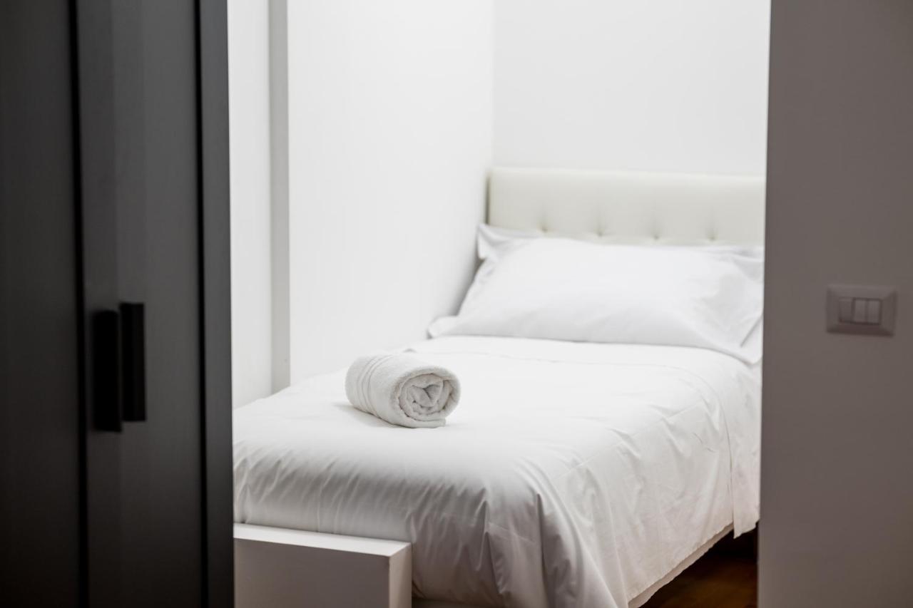 Apartamento Shortmi Garibaldi Milán Exterior foto